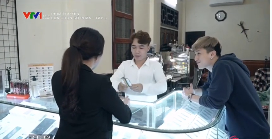 Lựa chọn số phận tập 8: Xuân bị chồng cấm túc ở nhà không được ra ngoài gặp bạn bè và mất cả việc làm - 3 Lựa chọn số phận tập 8: Xuân bị chồng cấm túc ở nhà không được ra ngoài gặp bạn bè và mất cả việc làm - 3
