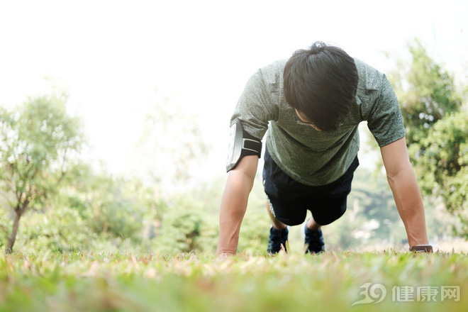 Chồng tôi quá yếu, phải làm sao để lấy lại phong độ thời trẻ? - 2 Chồng tôi quá yếu, phải làm sao để lấy lại phong độ thời trẻ? - 2