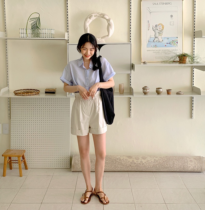 Hot bậc nhất hè này là quần shorts ống rộng và 4 cách diện vừa sành điệu vừa hack dáng hết cỡ - 10 Hot bậc nhất hè này là quần shorts ống rộng và 4 cách diện vừa sành điệu vừa hack dáng hết cỡ - 10