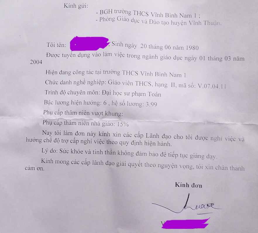Thầy giáo ôm hôn nữ sinh lớp 7 xin nghỉ việc vì lý do "sức khỏe không tốt" - 1 Thầy giáo ôm hôn nữ sinh lớp 7 xin nghỉ việc vì lý do "sức khỏe không tốt" - 1