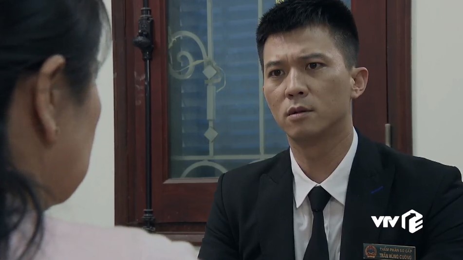 Lựa chọn số phận tập 9: Cường bị bạn của mẹ mắng nhiếc không ra gì vì không giúp bà ta chạy án - 24 Lựa chọn số phận tập 9: Cường bị bạn của mẹ mắng nhiếc không ra gì vì không giúp bà ta chạy án - 24