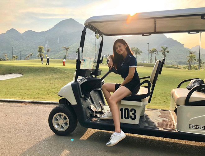 Loạt gái đẹp đồng loạt khoe dáng ở sân golf, chỉ 1 bức ảnh biết ngay khí chất và sang cỡ nào! - 1 Loạt gái đẹp đồng loạt khoe dáng ở sân golf, chỉ 1 bức ảnh biết ngay khí chất và sang cỡ nào! - 1