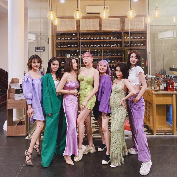 Giữa lùm xùm nghỉ chơi của hội bạn thân showbiz, Tóc Tiên bất ngờ nêu quan điểm: Muốn thân thiết là phải cùng ghét một đối tượng, biết chửi thẳng mặt nhau - 3 Giữa lùm xùm nghỉ chơi của hội bạn thân showbiz, Tóc Tiên bất ngờ nêu quan điểm: Muốn thân thiết là phải cùng ghét một đối tượng, biết chửi thẳng mặt nhau - 3