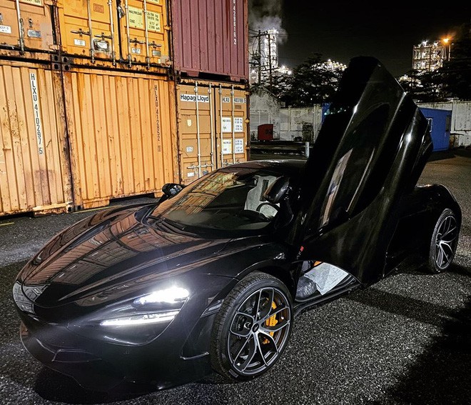 Khui công McLaren 720S Spider triệu đô màu độc nhất Việt Nam - 1 Khui công McLaren 720S Spider triệu đô màu độc nhất Việt Nam - 1