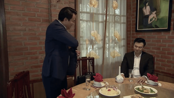 'Lựa chọn số phận' tập 10: Xuân sợ bị chồng giết, Quang cấu kết với Tình sau khi nhận đút lót - 1 'Lựa chọn số phận' tập 10: Xuân sợ bị chồng giết, Quang cấu kết với Tình sau khi nhận đút lót - 1