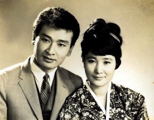 'Ông nội quốc dân' Lee Soon Jae: Từ tin đồn mê tín dị đoan truyền bá tà giáo cho tới việc bị tố ngược đãi người làm - 1 'Ông nội quốc dân' Lee Soon Jae: Từ tin đồn mê tín dị đoan truyền bá tà giáo cho tới việc bị tố ngược đãi người làm - 1