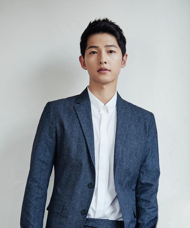 Trước khi trở thành mỹ nam hàng đầu Hàn Quốc thì Hyun Bin, Park Bo Gum hay Lee Min Ho đã từng 'trẻ trâu' thế này - 11 Trước khi trở thành mỹ nam hàng đầu Hàn Quốc thì Hyun Bin, Park Bo Gum hay Lee Min Ho đã từng 'trẻ trâu' thế này - 11