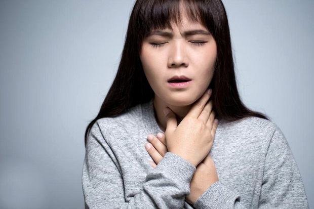 Ung thư tuyến giáp ngày càng trẻ hoá: Thấy 6 điểm bất thường này xung quanh vùng cổ thì bạn nên đi khám ngay - 5 Ung thư tuyến giáp ngày càng trẻ hoá: Thấy 6 điểm bất thường này xung quanh vùng cổ thì bạn nên đi khám ngay - 5