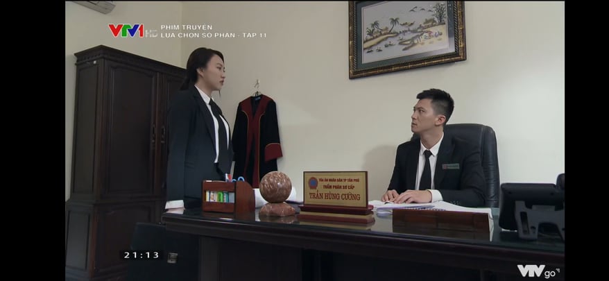 Lựa chọn số phận tập 11: Xuân gặp nguy hiểm, 'người thứ 3' xuất hiện trong mối quan hệ của Trang - Cường - 12 Lựa chọn số phận tập 11: Xuân gặp nguy hiểm, 'người thứ 3' xuất hiện trong mối quan hệ của Trang - Cường - 12