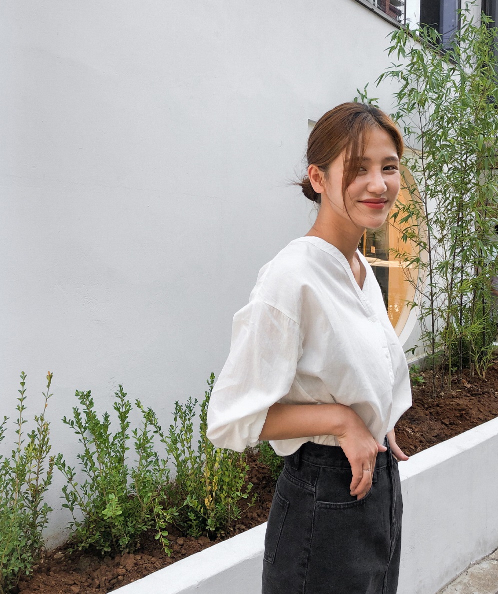 Bất ngờ chưa, các BTV thời trang chỉ tập trung đầu tư vào đúng 3 items là điểm sang xịn tăng mạnh - 2 Bất ngờ chưa, các BTV thời trang chỉ tập trung đầu tư vào đúng 3 items là điểm sang xịn tăng mạnh - 2