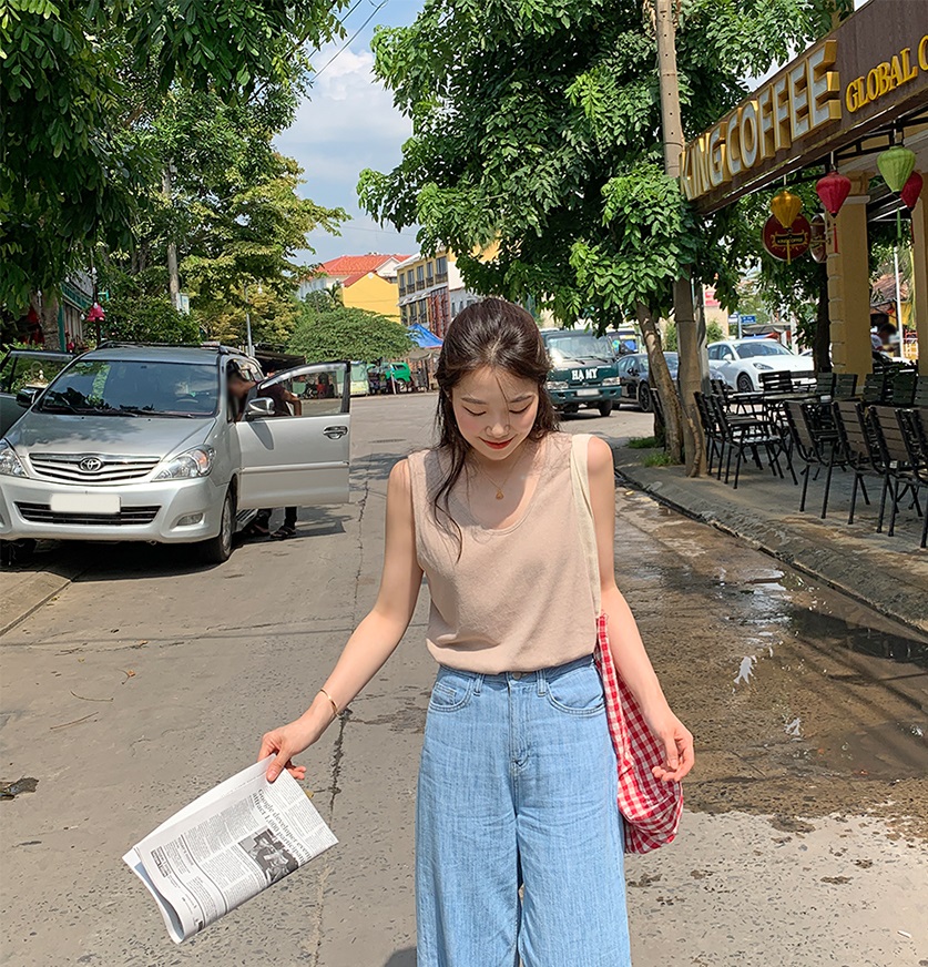 Bất ngờ chưa, các BTV thời trang chỉ tập trung đầu tư vào đúng 3 items là điểm sang xịn tăng mạnh - 5 Bất ngờ chưa, các BTV thời trang chỉ tập trung đầu tư vào đúng 3 items là điểm sang xịn tăng mạnh - 5
