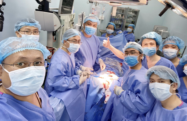 Khánh Hòa: Đi cắt bao quy đầu ở phòng khám, chàng trai 26 tuổi mất toàn bộ 'của quý' - 1 Khánh Hòa: Đi cắt bao quy đầu ở phòng khám, chàng trai 26 tuổi mất toàn bộ 'của quý' - 1