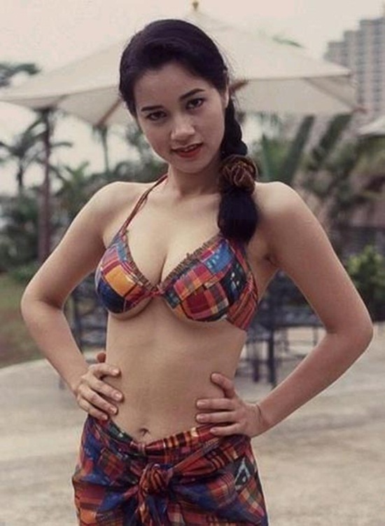 'Nữ hoàng phim nóng Hong Kong': Sự nghiệp, sức khỏe lao dốc sau khi đại gia đỡ đầu qua đời - 2 'Nữ hoàng phim nóng Hong Kong': Sự nghiệp, sức khỏe lao dốc sau khi đại gia đỡ đầu qua đời - 2