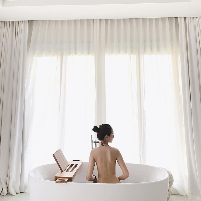 Học lỏm tips chụp hình gợi cảm mà không thô của bà chủ Hà thành Kiều Ly, gu như này bảo sao không hot - 5 Học lỏm tips chụp hình gợi cảm mà không thô của bà chủ Hà thành Kiều Ly, gu như này bảo sao không hot - 5