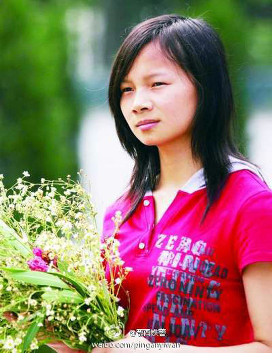 Cuộc sống sau 22 năm của cô bé 7 tuổi kiên cường ôm thân cây suốt 9 tiếng giữa trận 'đại hồng thủy' năm 1998 - 5 Cuộc sống sau 22 năm của cô bé 7 tuổi kiên cường ôm thân cây suốt 9 tiếng giữa trận 'đại hồng thủy' năm 1998 - 5