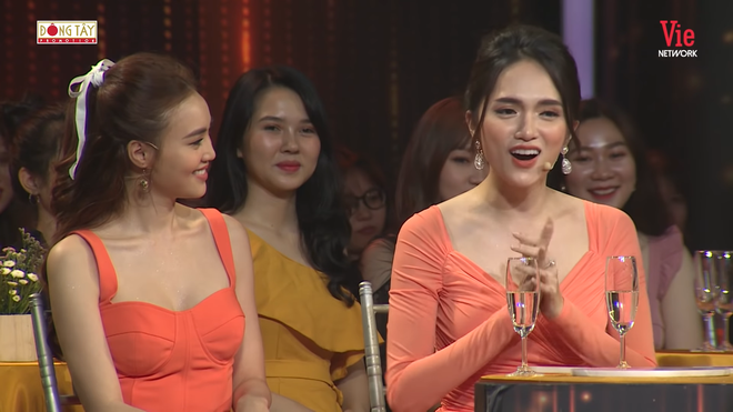 Hương Giang: 'Chúng tôi hôn nhau điêu luyện, vật vã. Tôi vẫn nhớ mãi nụ hôn đầu ấy' - 1 Hương Giang: 'Chúng tôi hôn nhau điêu luyện, vật vã. Tôi vẫn nhớ mãi nụ hôn đầu ấy' - 1
