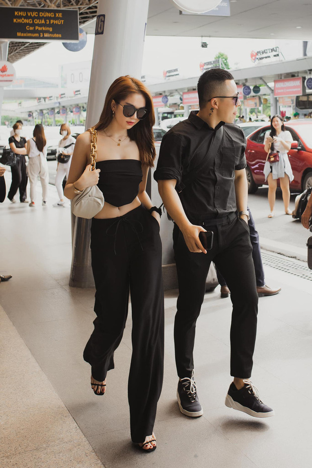 Vũ Khắc Tiệp và Ngọc Trinh tái ngộ trong vlog mới, chưa chi đã gây bão vì cảnh hở bạo của cô gái lạ mặt - 1 Vũ Khắc Tiệp và Ngọc Trinh tái ngộ trong vlog mới, chưa chi đã gây bão vì cảnh hở bạo của cô gái lạ mặt - 1
