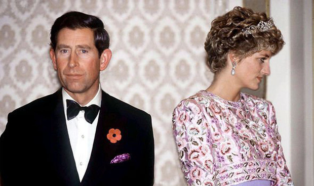 Ngay khi hạ sinh Hoàng tử Harry, Công nương Diana đã nhận ra cuộc hôn nhân toàn bi kịch của mình sẽ tan vỡ không sớm thì muộn? - 1 Ngay khi hạ sinh Hoàng tử Harry, Công nương Diana đã nhận ra cuộc hôn nhân toàn bi kịch của mình sẽ tan vỡ không sớm thì muộn? - 1