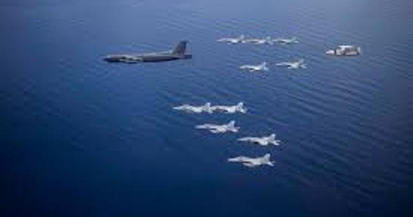 B-52 bay thẳng từ Mỹ đến biển Đông tham gia tập trận B-52 bay thẳng từ Mỹ đến biển Đông tham gia tập trận