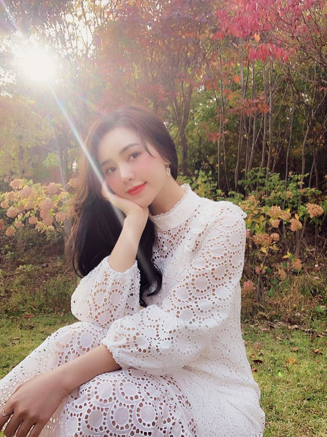 Quỳnh Kool: 'Nữ chính giờ vàng' nóng bỏng của màn ảnh Việt, vướng tin đồn 'phim giả tình thật' với 'thầy giáo mưa' Thanh Sơn - 7 Quỳnh Kool: 'Nữ chính giờ vàng' nóng bỏng của màn ảnh Việt, vướng tin đồn 'phim giả tình thật' với 'thầy giáo mưa' Thanh Sơn - 7