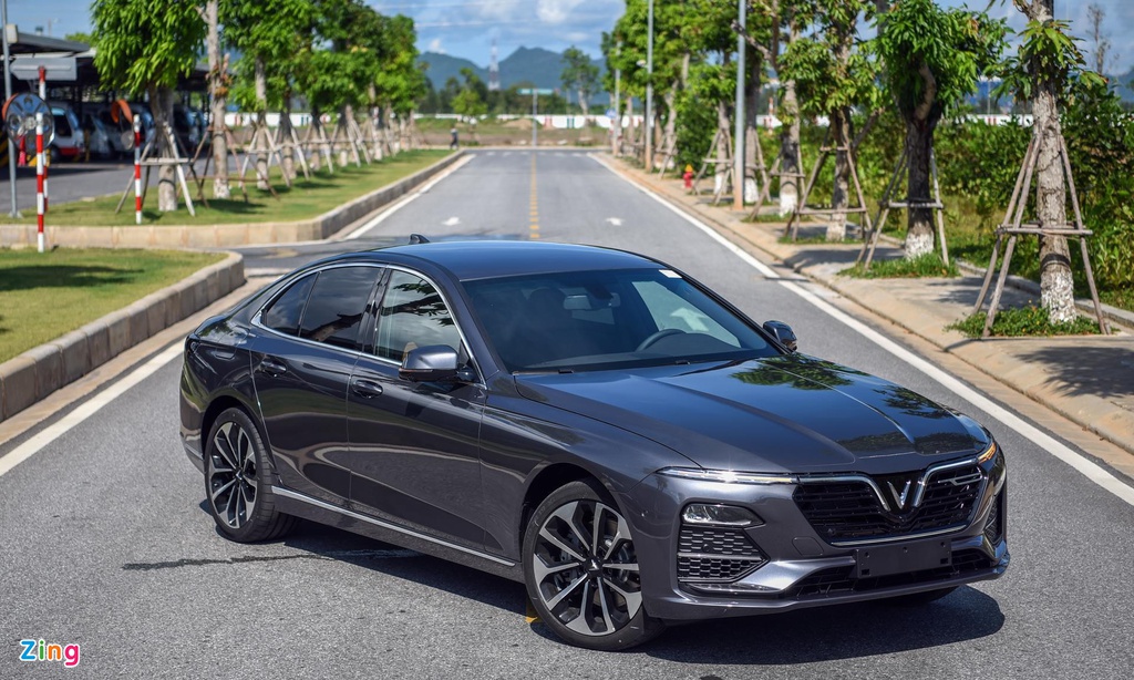 Những mẫu xe đáng chú ý hưởng lợi từ phí trước bạ giảm 50% - 12 Những mẫu xe đáng chú ý hưởng lợi từ phí trước bạ giảm 50% - 12