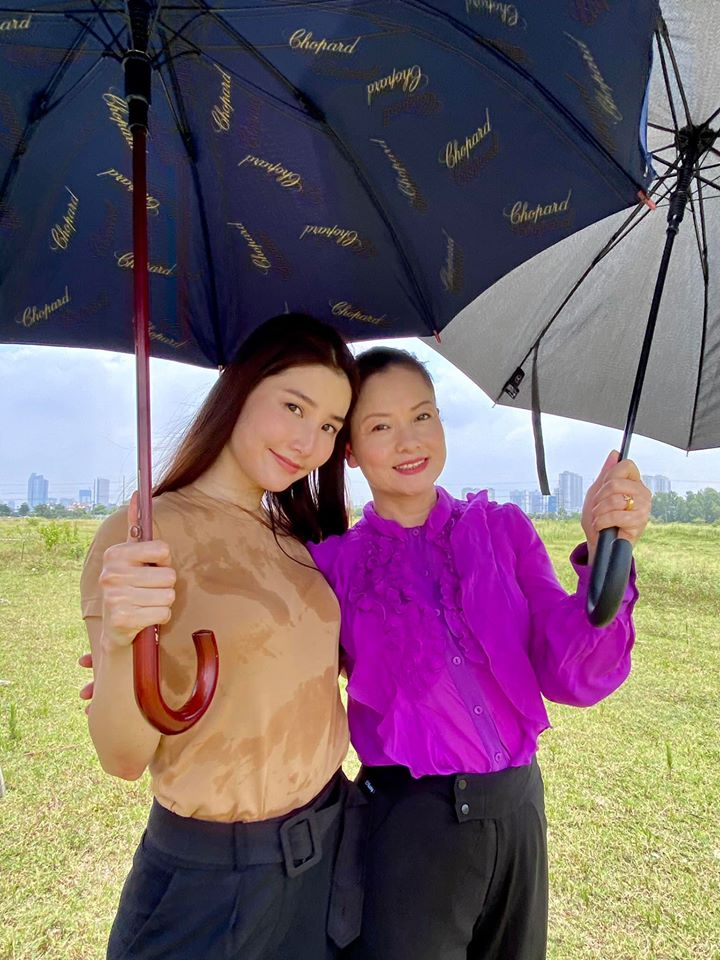 Tung ảnh hậu trường vất vả của Tình yêu và tham vọng, Diễm My vô tình tiết lộ gã mặt sẹo vẫn còn sống, có quan hệ với tình cũ David - 4 Tung ảnh hậu trường vất vả của Tình yêu và tham vọng, Diễm My vô tình tiết lộ gã mặt sẹo vẫn còn sống, có quan hệ với tình cũ David - 4