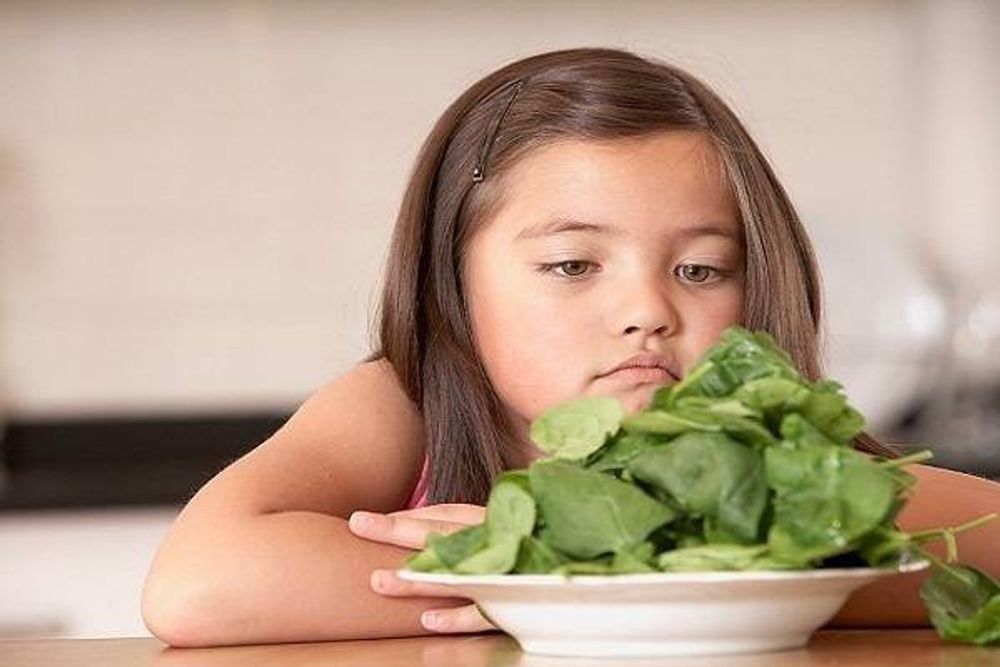 Vì sao đa số trẻ em đều không thích ăn rau? Vì sao đa số trẻ em đều không thích ăn rau?