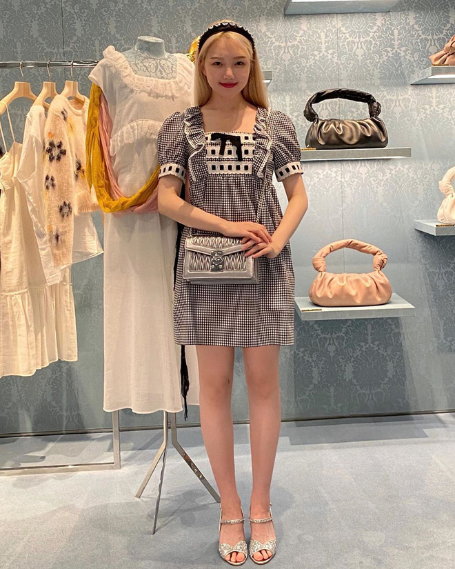 Váy babydoll đang được các 'bánh bèo' diện ầm ầm, các nàng còn chần chừ gì mà không 'múc' liền một em - 6 Váy babydoll đang được các 'bánh bèo' diện ầm ầm, các nàng còn chần chừ gì mà không 'múc' liền một em - 6