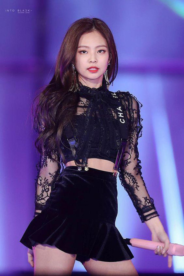 NÓNG: Rộ tin bạn học cũ tố từng bị Jennie (BLACKPINK) bắt nạt ở New Zealand, uất ức đến mức định tự tử NÓNG: Rộ tin bạn học cũ tố từng bị Jennie (BLACKPINK) bắt nạt ở New Zealand, uất ức đến mức định tự tử