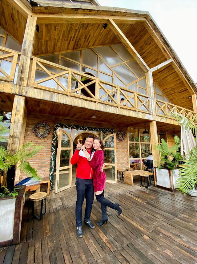 Mối quan hệ giữa Hoa hậu Jennifer Phạm và mẹ chồng đại gia - 1 Mối quan hệ giữa Hoa hậu Jennifer Phạm và mẹ chồng đại gia - 1