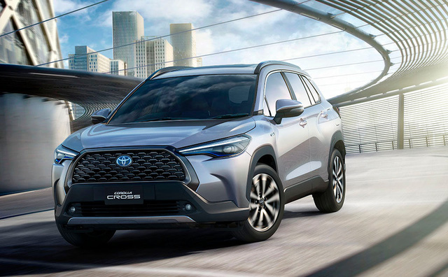 Toyota Corolla Cross ra mắt: Bom tấn SUV đấu Honda CR-V về Việt Nam chỉ tính bằng ngày Toyota Corolla Cross ra mắt: Bom tấn SUV đấu Honda CR-V về Việt Nam chỉ tính bằng ngày