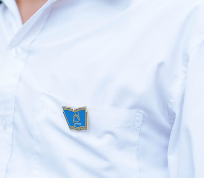 Nhan sắc hiện tại của hotboy cầm cờ nổi đình đám 3 năm về trước - 6 Nhan sắc hiện tại của hotboy cầm cờ nổi đình đám 3 năm về trước - 6