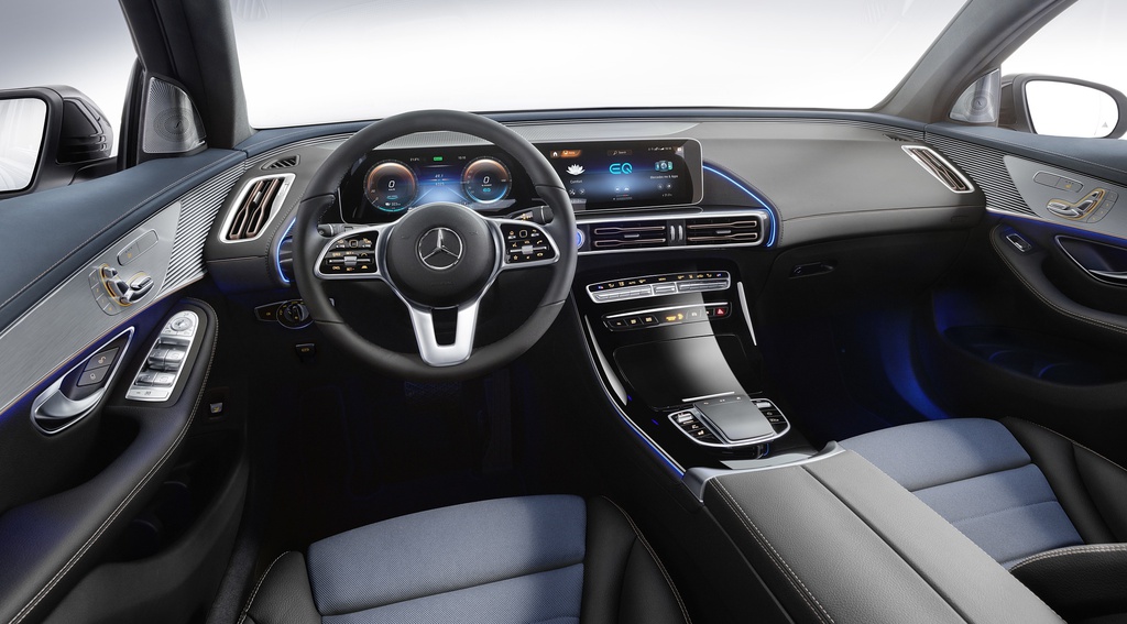 Trải nghiệm Mercedes EQC 400 – sức hút của SUV hạng sang - 11 Trải nghiệm Mercedes EQC 400 – sức hút của SUV hạng sang - 11