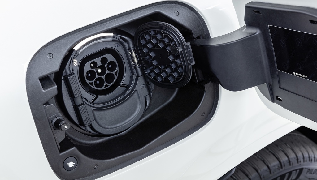 Trải nghiệm Mercedes EQC 400 – sức hút của SUV hạng sang - 37 Trải nghiệm Mercedes EQC 400 – sức hút của SUV hạng sang - 37