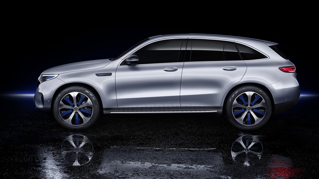 Trải nghiệm Mercedes EQC 400 – sức hút của SUV hạng sang - 49 Trải nghiệm Mercedes EQC 400 – sức hút của SUV hạng sang - 49
