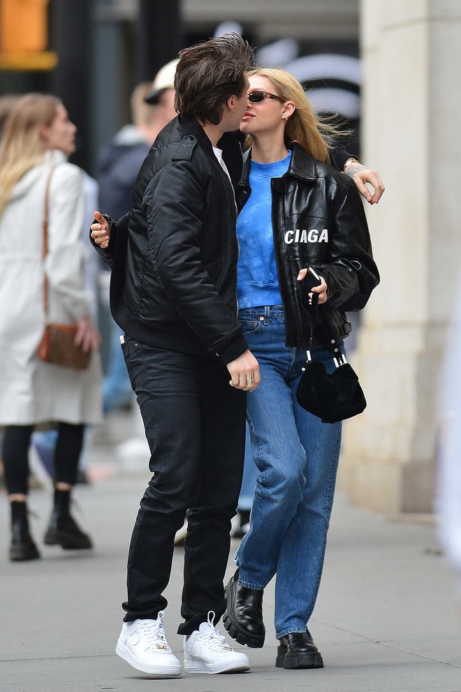 Chi phí kết hôn của Brooklyn Beckham và bạn gái tỷ phú Chi phí kết hôn của Brooklyn Beckham và bạn gái tỷ phú