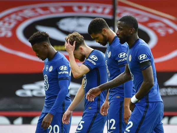 Vòng 34 Ngoại hạng Anh: Chelsea thua sốc 0-3, Man City thắng tưng bừng trên sân khách Vòng 34 Ngoại hạng Anh: Chelsea thua sốc 0-3, Man City thắng tưng bừng trên sân khách