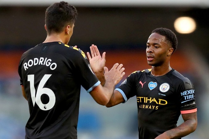 Vòng 34 Ngoại hạng Anh: Chelsea thua sốc 0-3, Man City thắng tưng bừng trên sân khách - 1 Vòng 34 Ngoại hạng Anh: Chelsea thua sốc 0-3, Man City thắng tưng bừng trên sân khách - 1