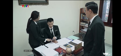 Lựa chọn số phận tập 19: Phó chánh án Nghĩa muốn lôi kéo Cường để làm chuyện mờ ám - 1 Lựa chọn số phận tập 19: Phó chánh án Nghĩa muốn lôi kéo Cường để làm chuyện mờ ám - 1