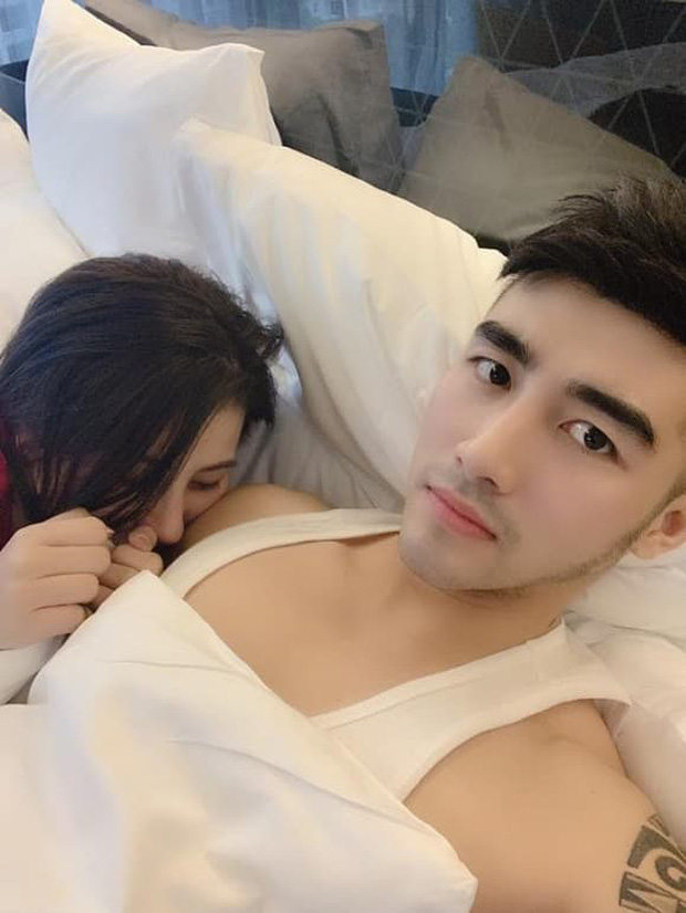 Ảnh giường chiếu của một Á hậu và 'tú ông' Lục Triều Vỹ bất ngờ bị rò rỉ, người trong cuộc lên tiếng - 1 Ảnh giường chiếu của một Á hậu và 'tú ông' Lục Triều Vỹ bất ngờ bị rò rỉ, người trong cuộc lên tiếng - 1