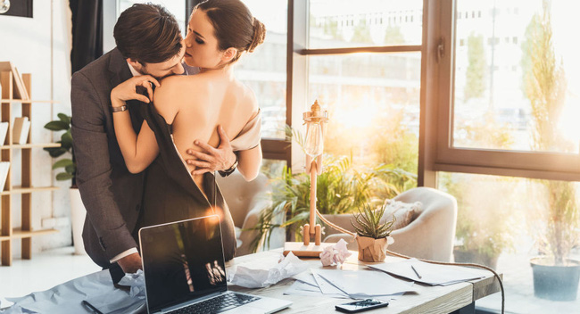 Đàn ông đã làm gì để 'giải quyết' nhu cầu sinh lý khi xa vợ, 5 ông chồng này sẽ cho chúng ta biết sự thật - 1 Đàn ông đã làm gì để 'giải quyết' nhu cầu sinh lý khi xa vợ, 5 ông chồng này sẽ cho chúng ta biết sự thật - 1