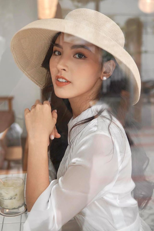Vừa lên sóng, nữ MC mới của 'Chuyển động 24h' đã gây sốt vì thần sắc hơn người lại còn quá duyên dáng - 5 Vừa lên sóng, nữ MC mới của 'Chuyển động 24h' đã gây sốt vì thần sắc hơn người lại còn quá duyên dáng - 5