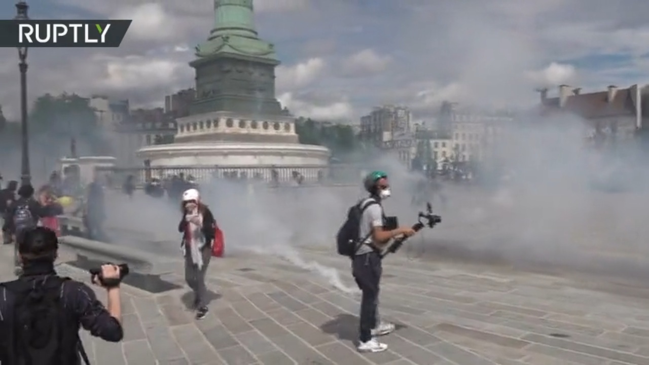 Bạo loạn nổ ra tại Paris trong ngày Quốc khánh Pháp - 3 Bạo loạn nổ ra tại Paris trong ngày Quốc khánh Pháp - 3