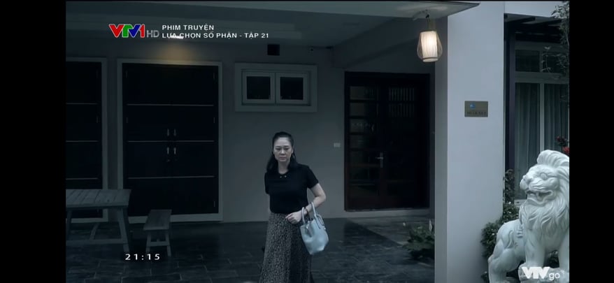 Lựa chọn số phận tập 21: Trang khóc nấc tâm sự với Cường lý do mẹ cô bỏ đi - 8 Lựa chọn số phận tập 21: Trang khóc nấc tâm sự với Cường lý do mẹ cô bỏ đi - 8