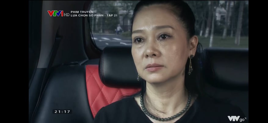 Lựa chọn số phận tập 21: Trang khóc nấc tâm sự với Cường lý do mẹ cô bỏ đi - 9 Lựa chọn số phận tập 21: Trang khóc nấc tâm sự với Cường lý do mẹ cô bỏ đi - 9