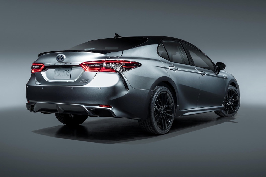 Toyota Camry 2021 thêm công nghệ an toàn, nâng cấp thiết kế - 15 Toyota Camry 2021 thêm công nghệ an toàn, nâng cấp thiết kế - 15