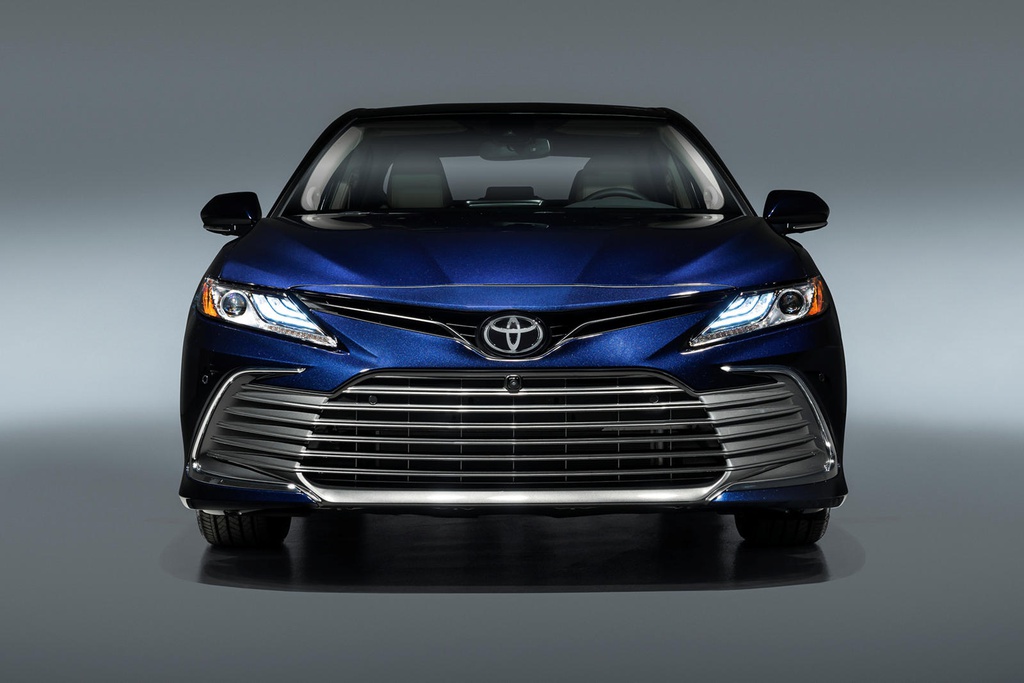 Toyota Camry 2021 thêm công nghệ an toàn, nâng cấp thiết kế Toyota Camry 2021 thêm công nghệ an toàn, nâng cấp thiết kế