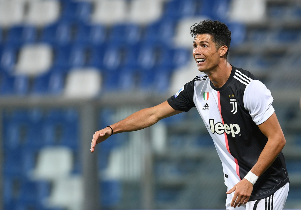 Ronaldo tịt ngòi, Juventus rơi chiến thắng dù dẫn 2-0 - 8