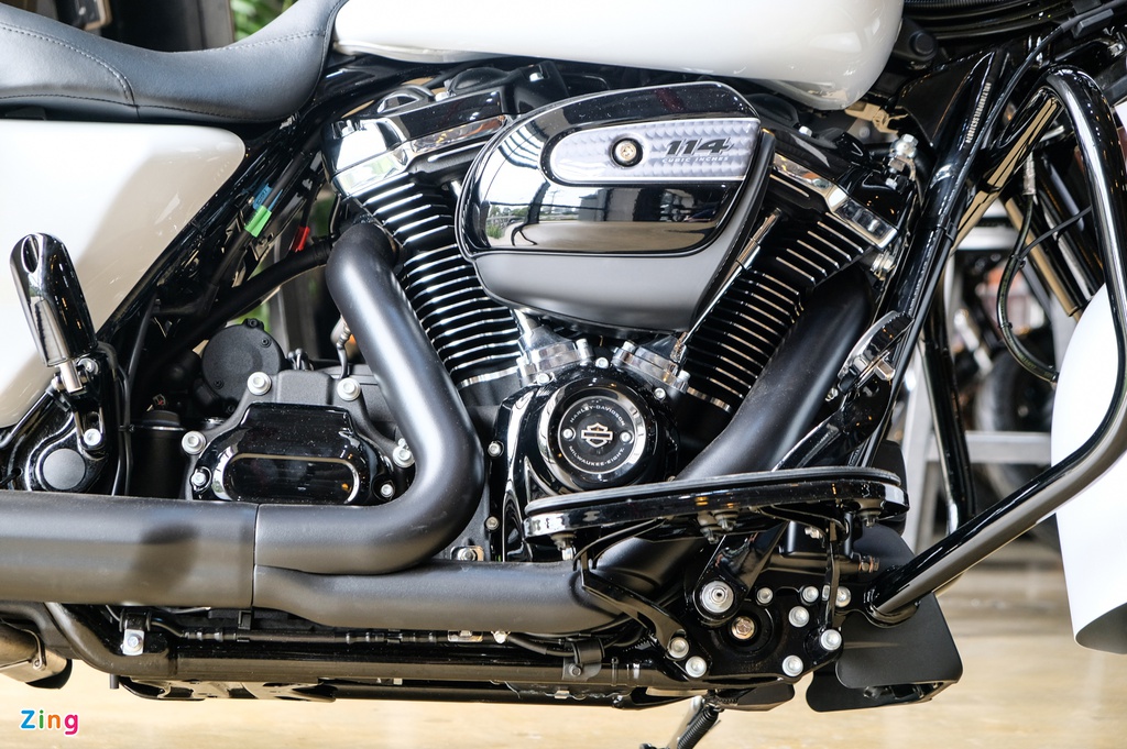 Những mẫu xe máy touring tiền tỷ hiện đại như ôtô tại Việt Nam - 20