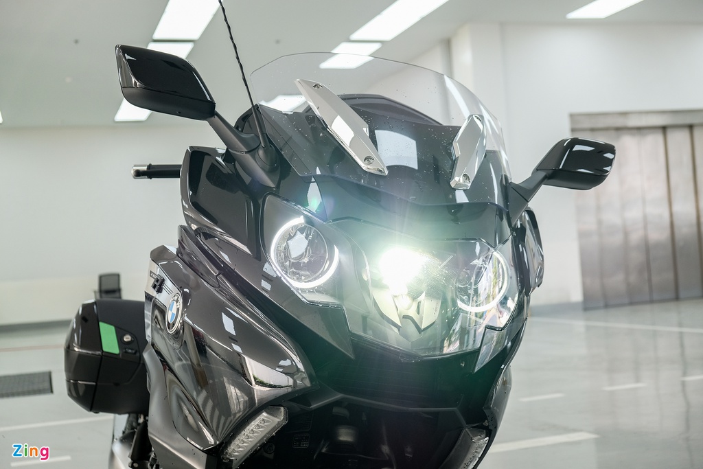 Những mẫu xe máy touring tiền tỷ hiện đại như ôtô tại Việt Nam - 9